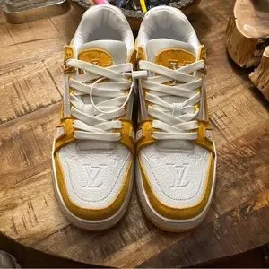 Louis Vuitton | Shoes | Size 1 Louis Vuitton Trainer Yellow  display picture 3